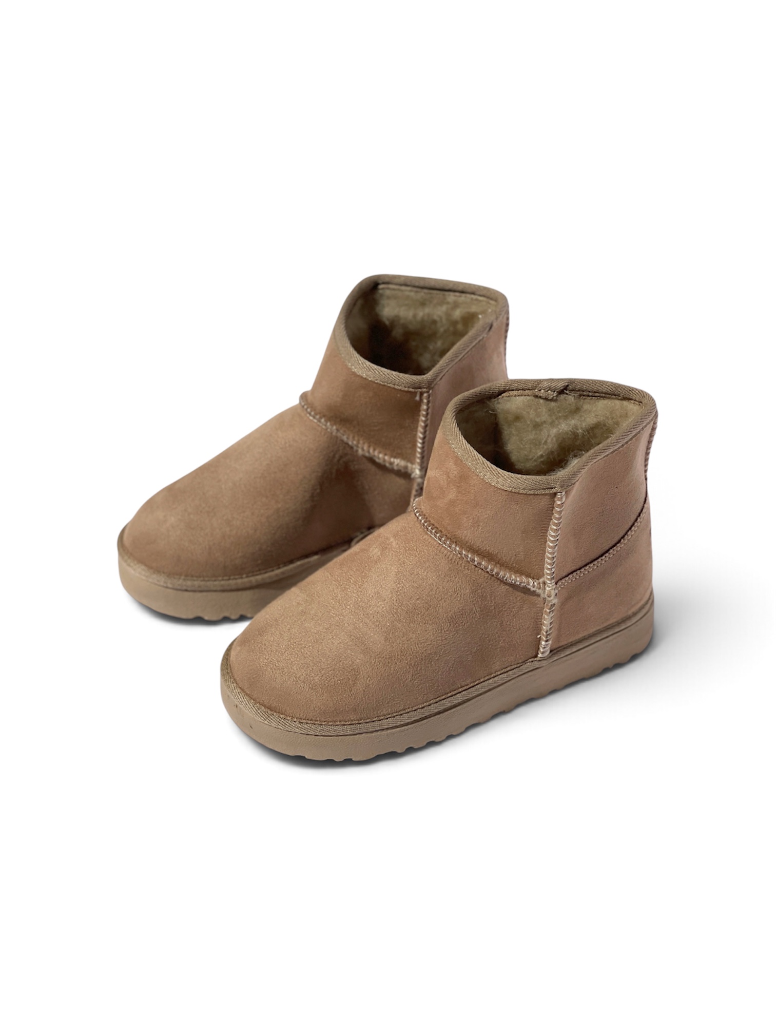 بوت UGG کوتاه رنگ‌ کرم تیره