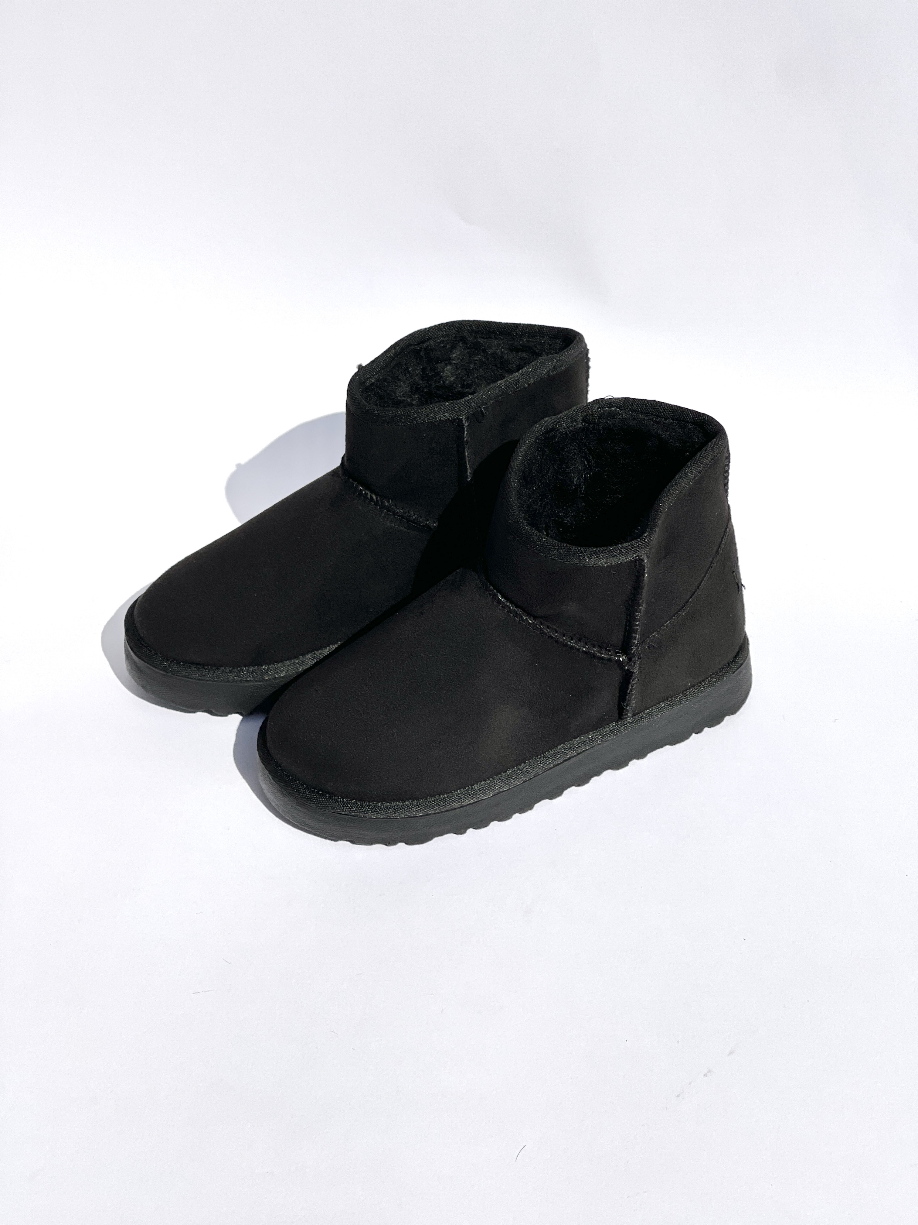 بوت UGG کوتاه مشکی